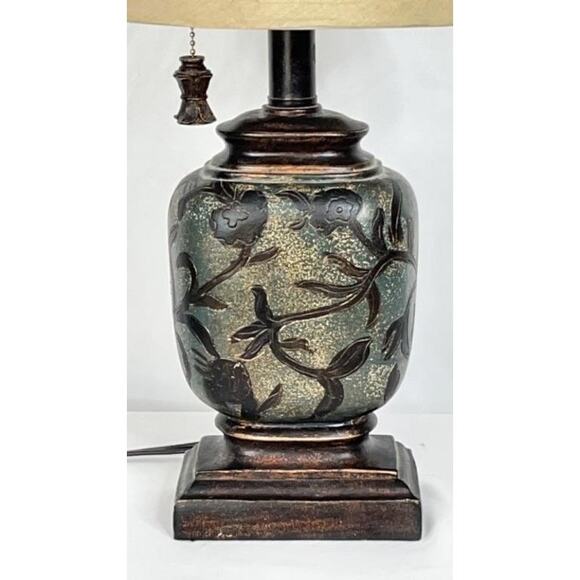 Vintage Ceramic Table Lamp Etched Floral w/ Shade & Ornate Pull Chain 18" - Picture 3 of 12